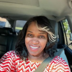 Meet your Posher, Ramona